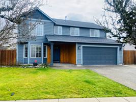featured image of 812 N Lark Dr