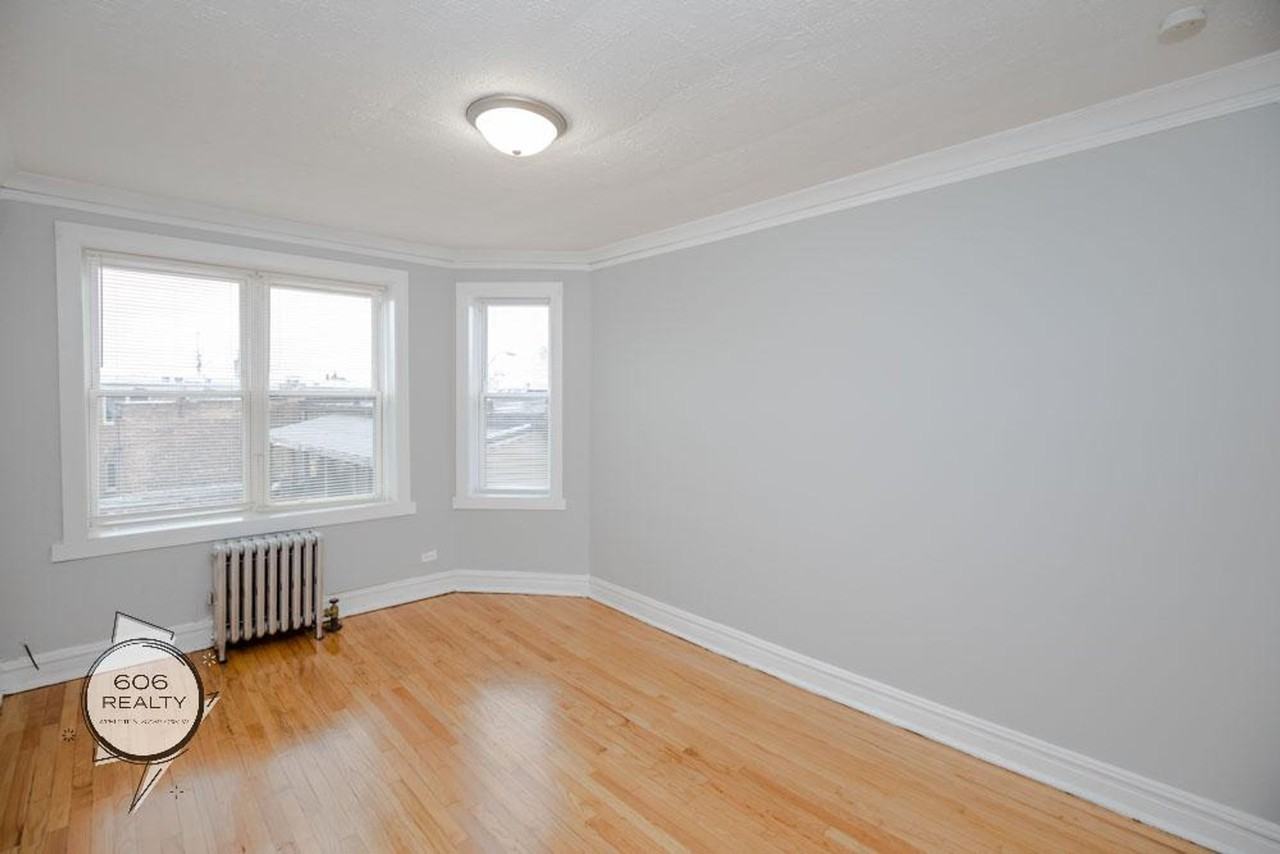 Bright and Sunny Cicero apartments! - Photo 7 of 27