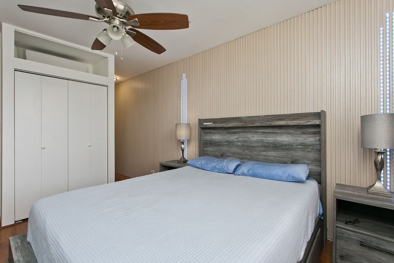 1717 Ala Wai Blvd - Photo 7 of 19