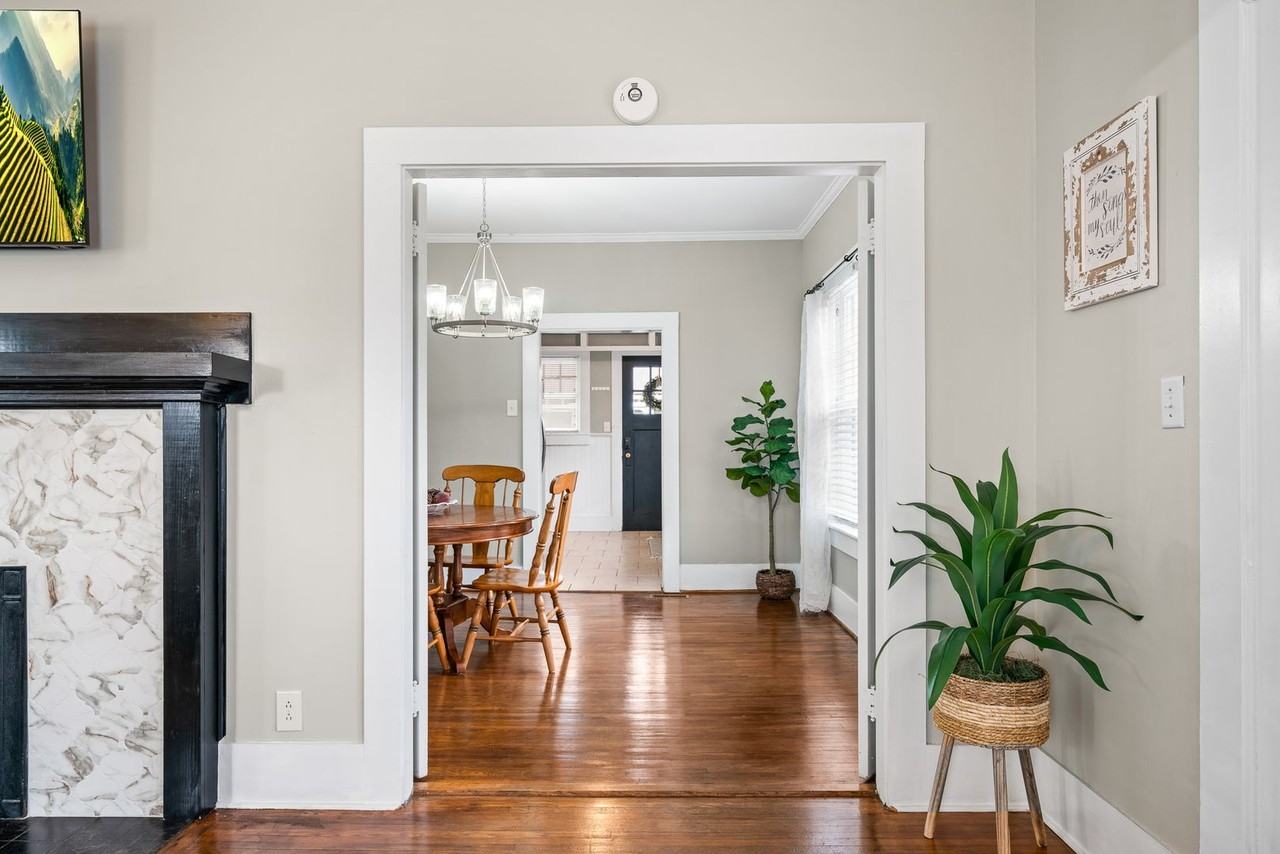 399 Hughes St - Photo 7 of 14