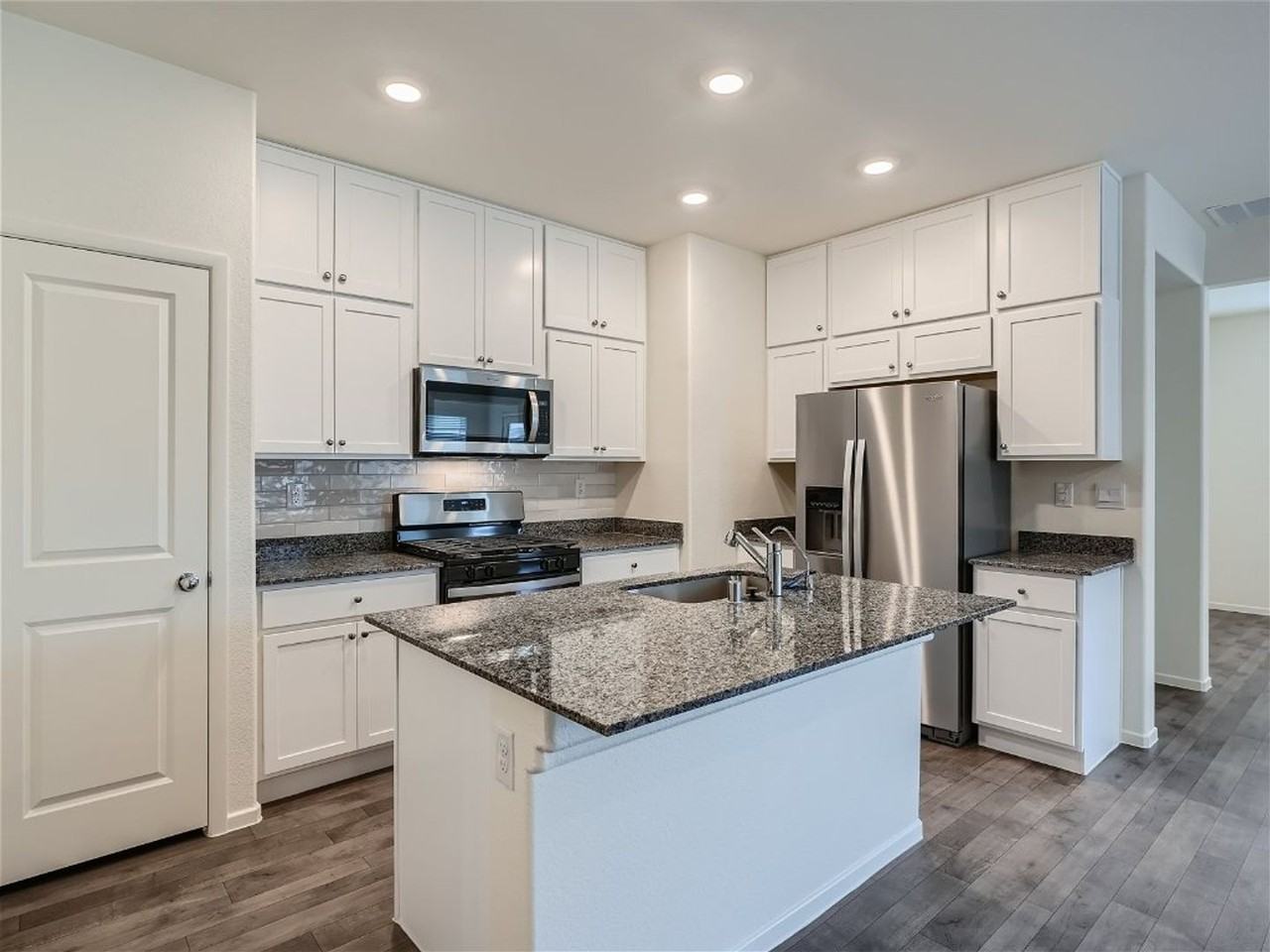 364 Canary Song Dr - Photo 6 of 17