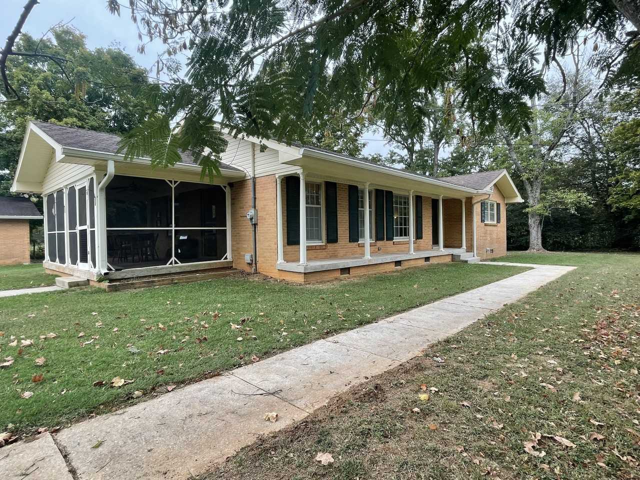 472 Holly Grove Rd - Photo 2 of 18