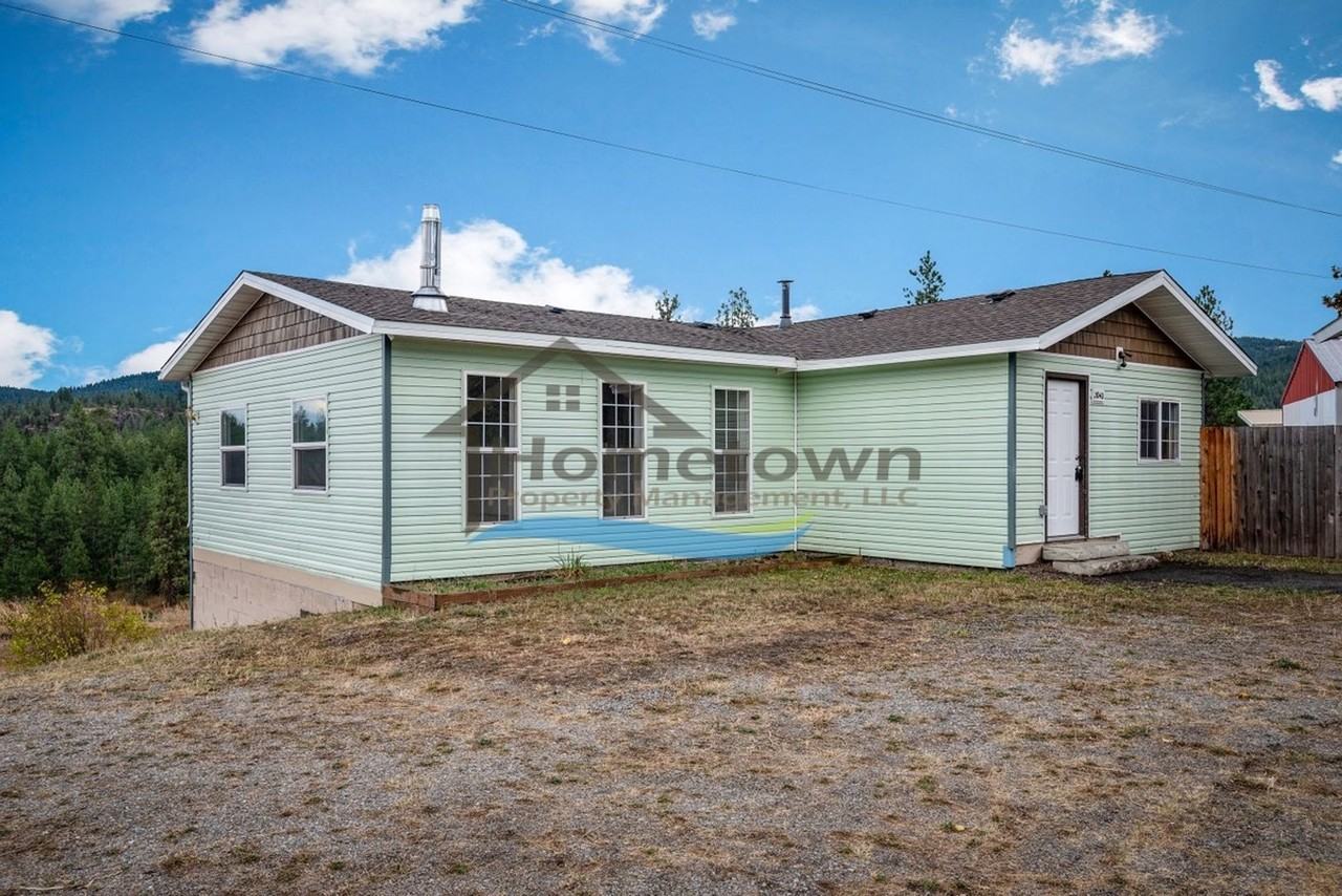 2040 W Lundy Blvd - Photo 3 of 30