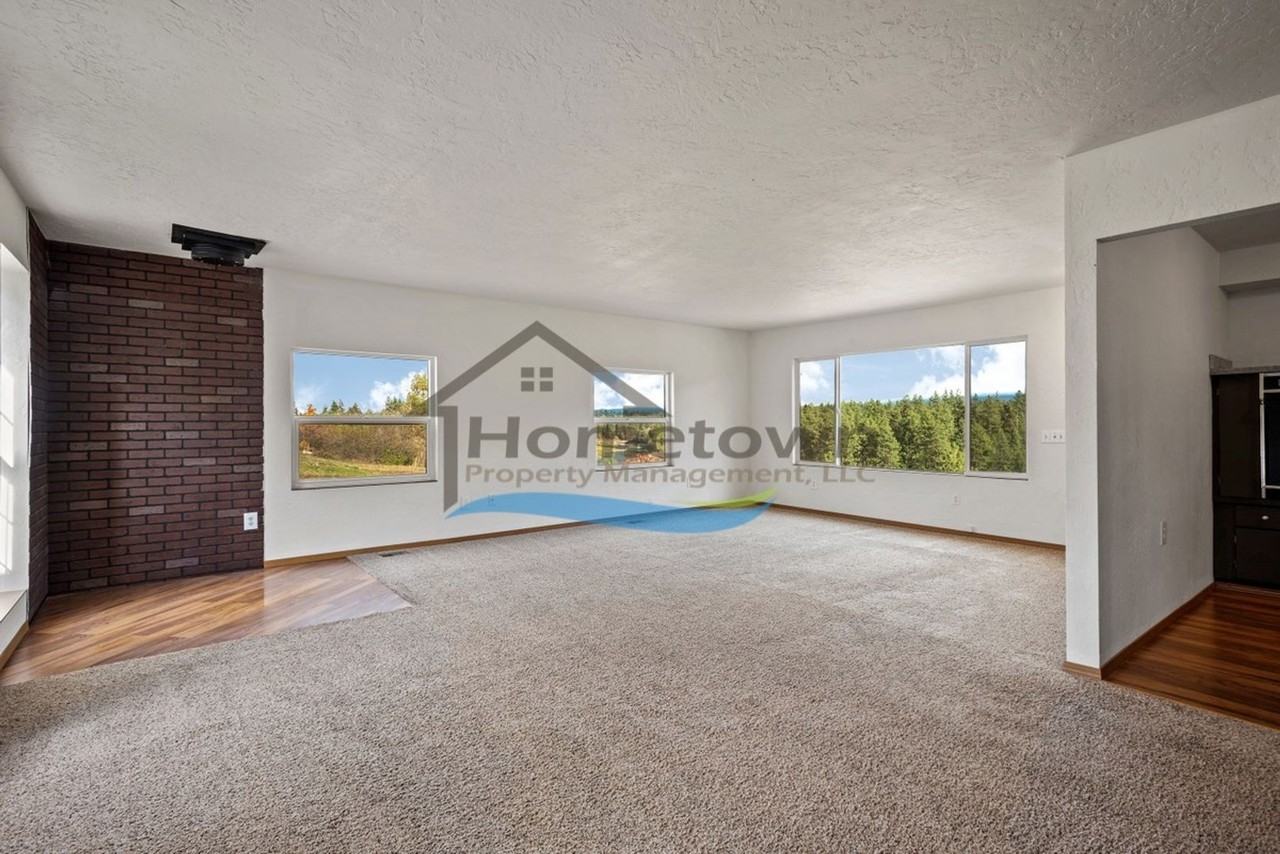 2040 W Lundy Blvd - Photo 6 of 30