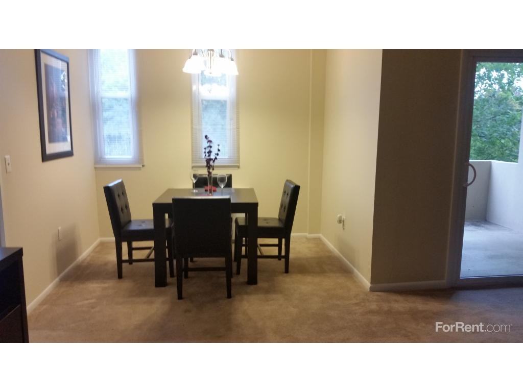 200 Fountain Apartment Homes - Photo 3 of 16