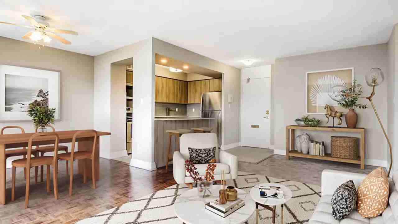 255 Glenlake Avenue #708