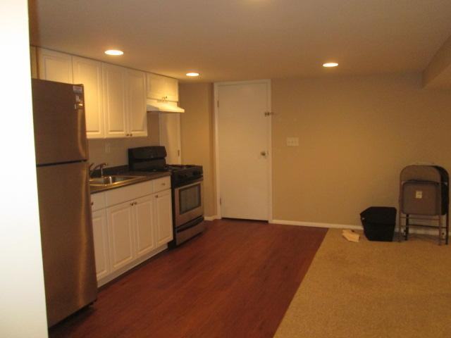 24 Brian Dr - Photo 3 of 7