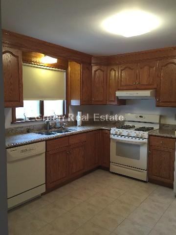 14 Mott St 2 - Photo 2 of 11