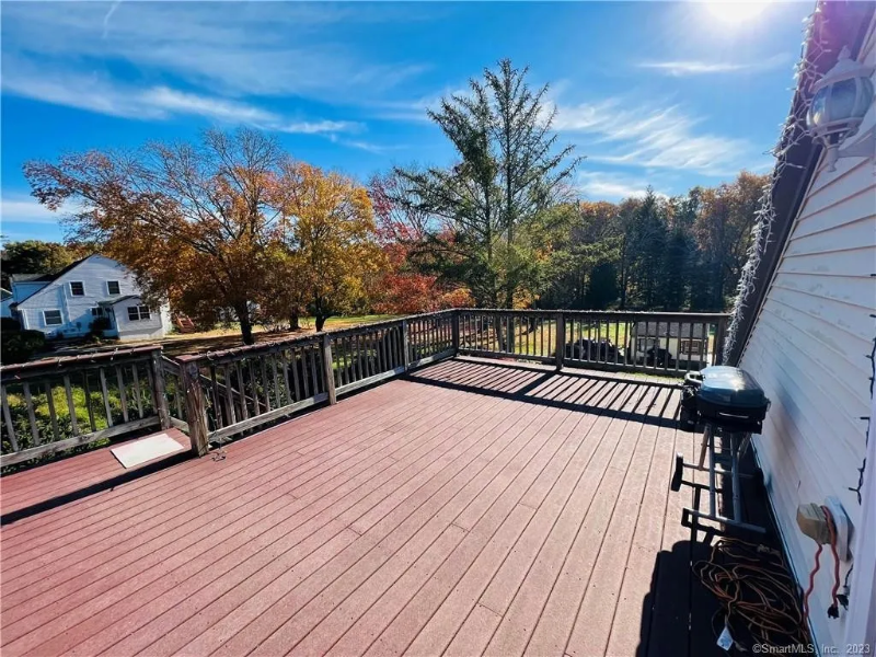 44 Lake St - Photo 2 of 16