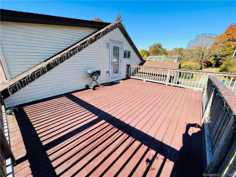 44 Lake St - Photo 3 of 16