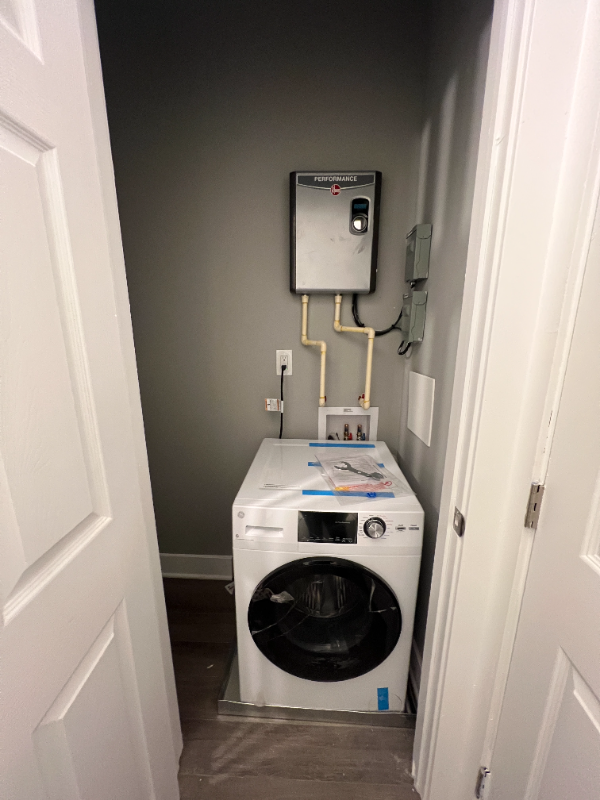 3332 Georgia Ave Nw ##Nw - Photo 2 of 9