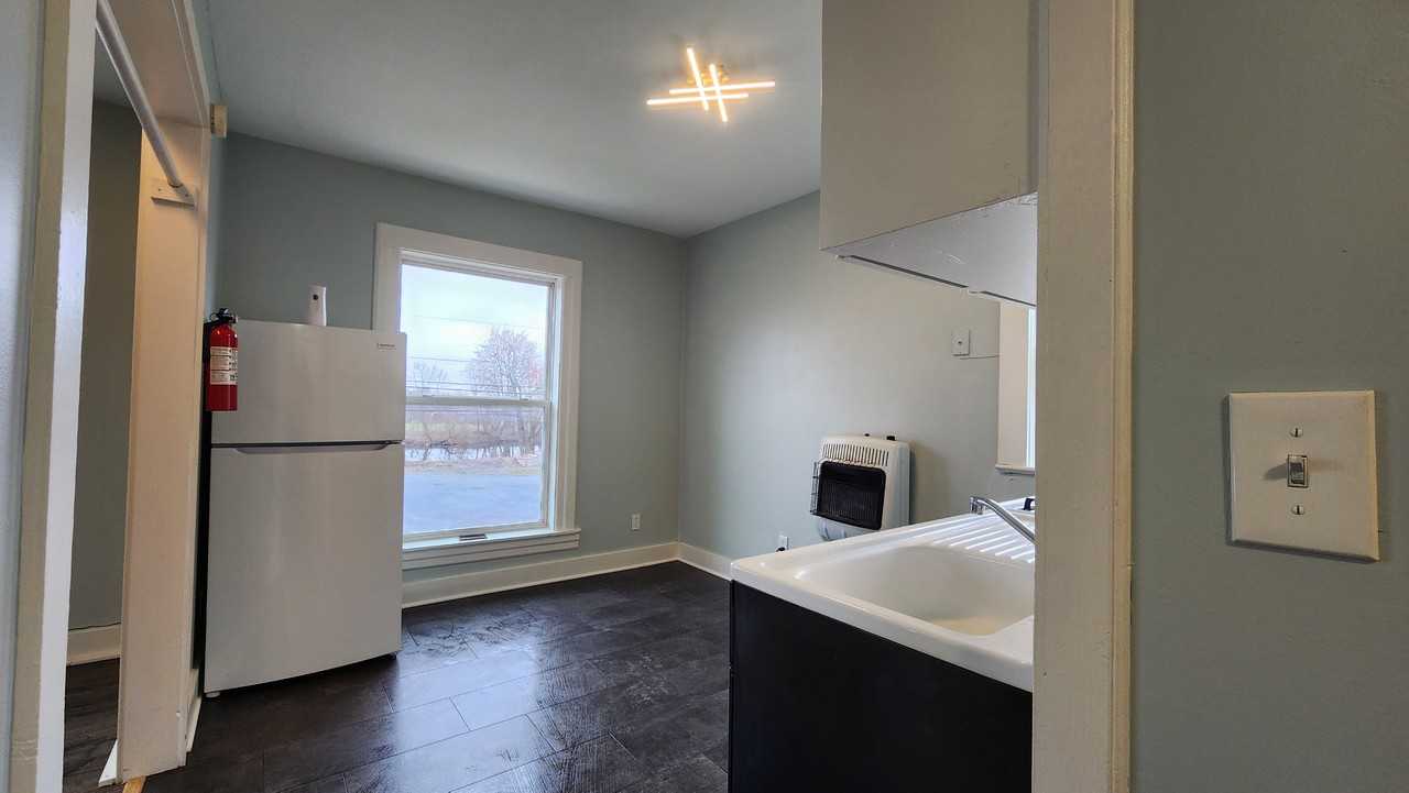 147 William St #2 - Photo 3 of 12