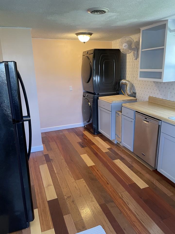 207 Edgewood Dr #NA - Photo 2 of 15