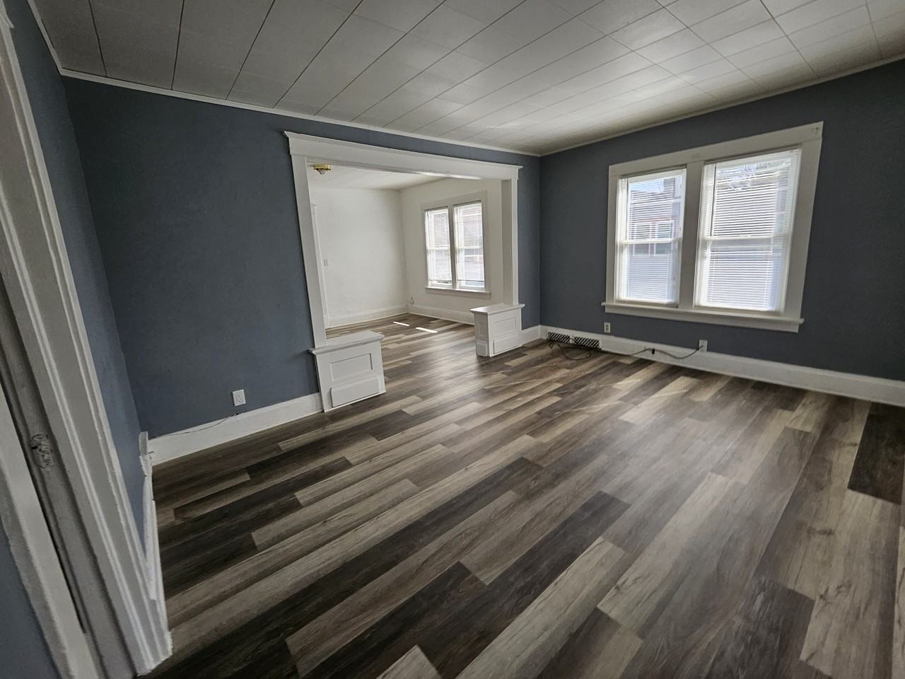 4915 17th Ave - Photo 2 of 20