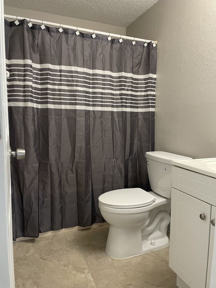 12265 Zittle Ave #12265 - Photo 3 of 8