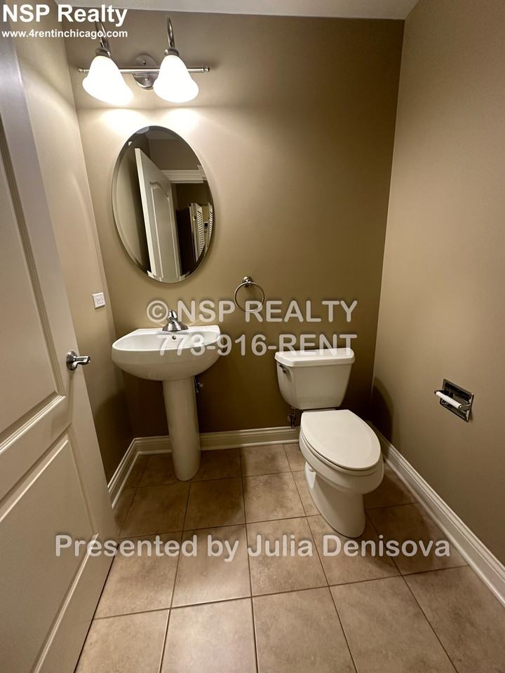 1 Itasca Pl #127 - Photo 4 of 10