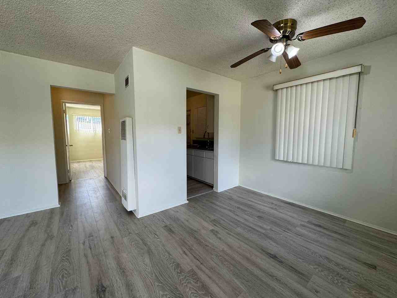 CRAIG - Photo 3 of 12