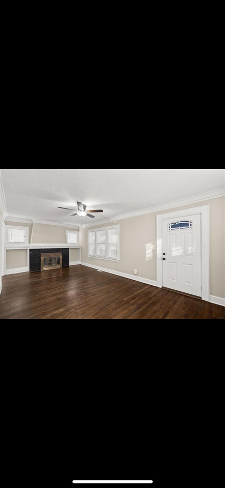 4600 Chestnut Avenue - Photo 2 of 8