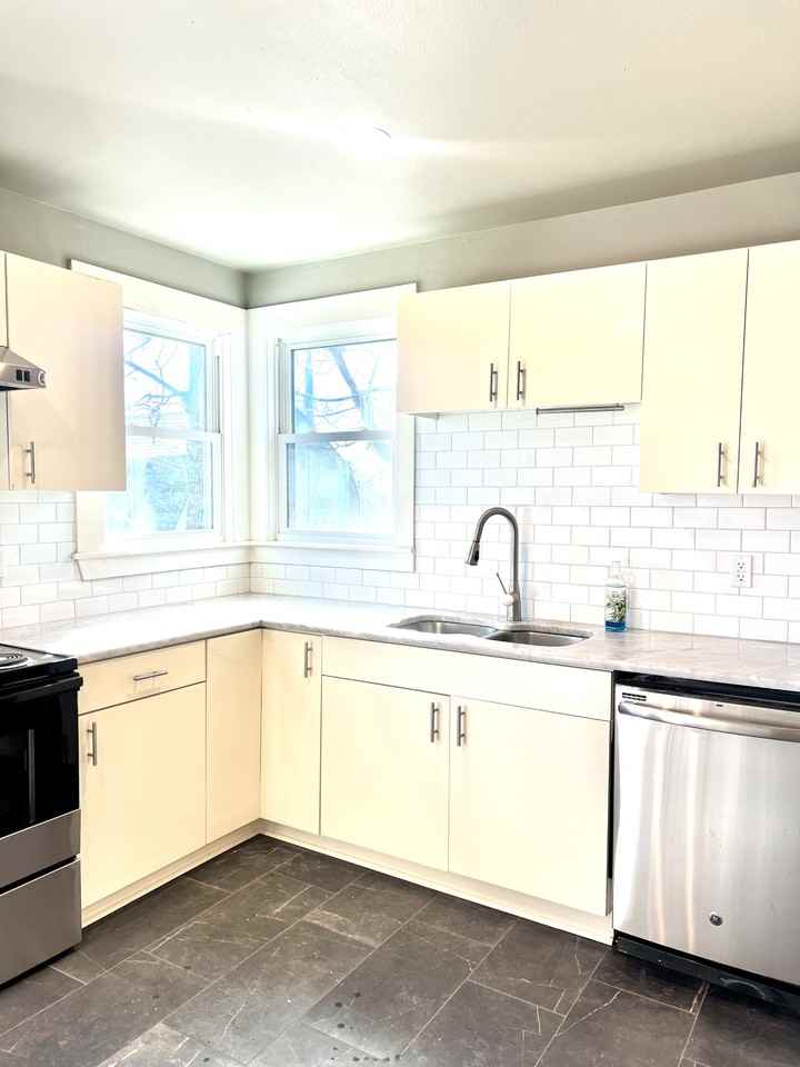 6709 Greenwood Rd #NA - Photo 2 of 21