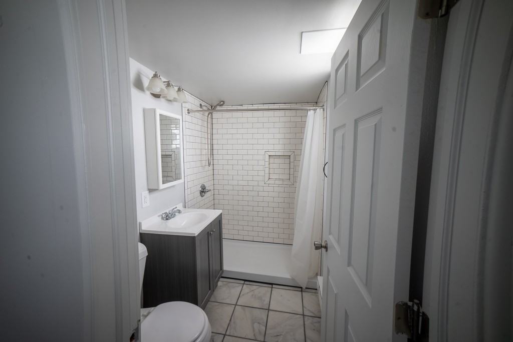 600 E Locust St #2 - Photo 6 of 16