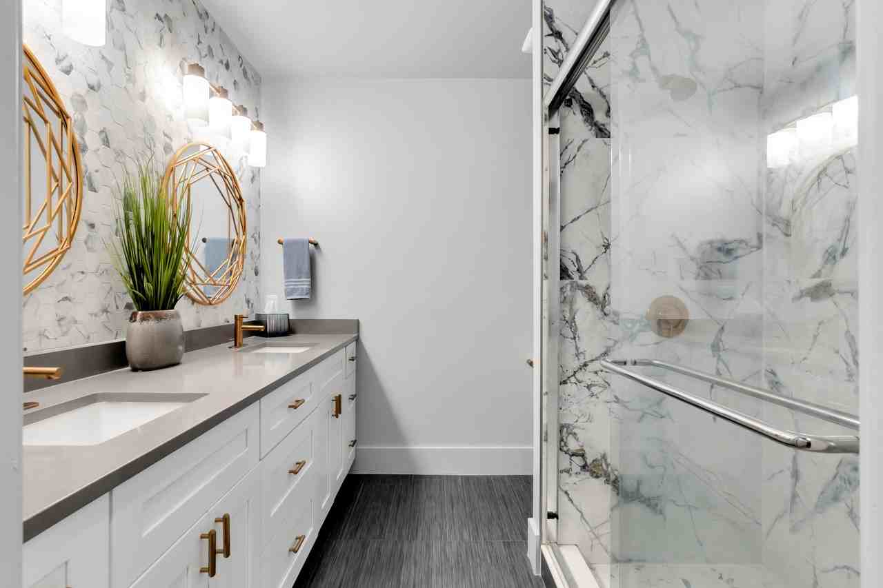 428 W Swoope Ave #NA - Photo 3 of 48