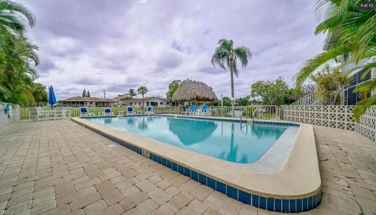 1120 Se 46th St #2B - Photo 2 of 18