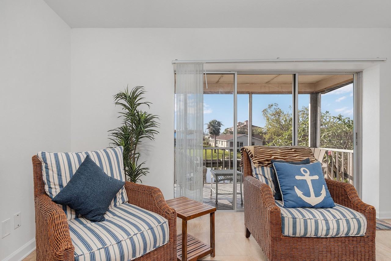 1120 Se 46th St #2B - Photo 6 of 18