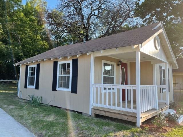 2104 W Robbins St #NA - Photo 4 of 18