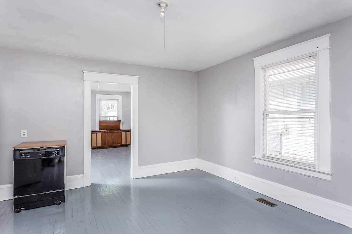 1309 E Jones St #1309 - Photo 6 of 14