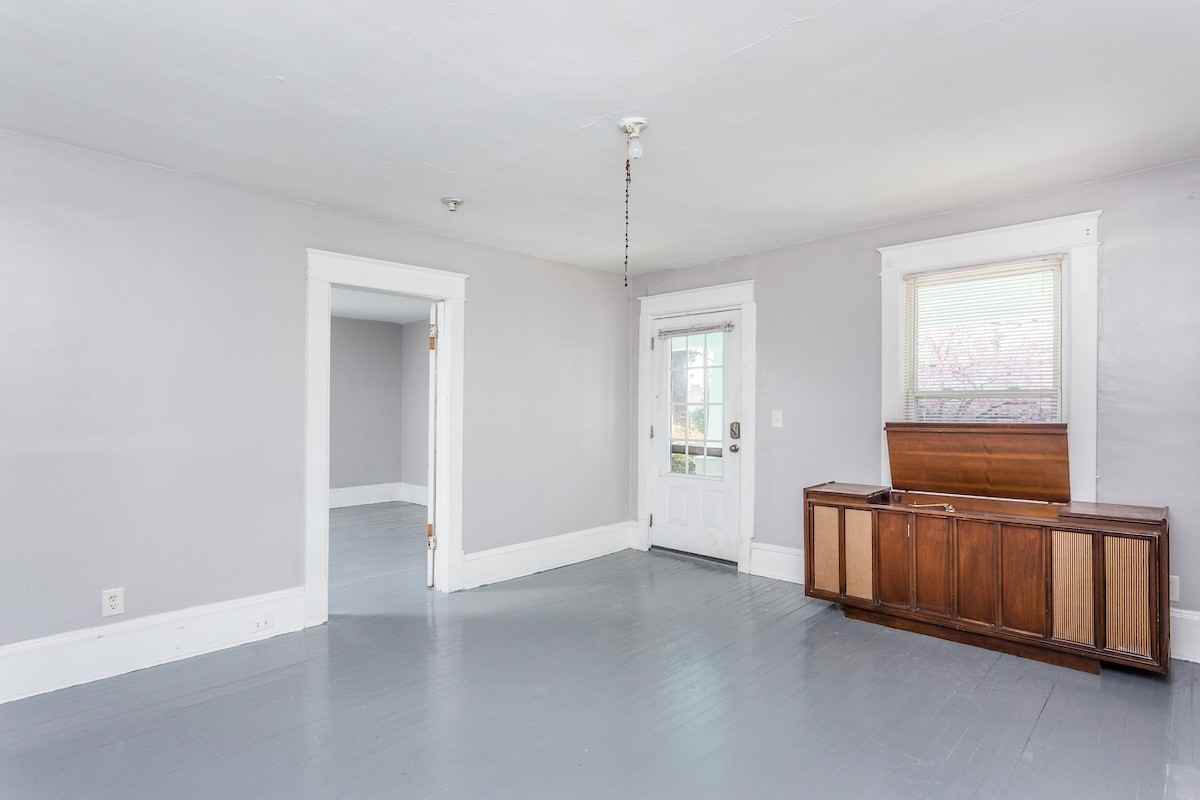 1309 E Jones St #1309 - Photo 7 of 14