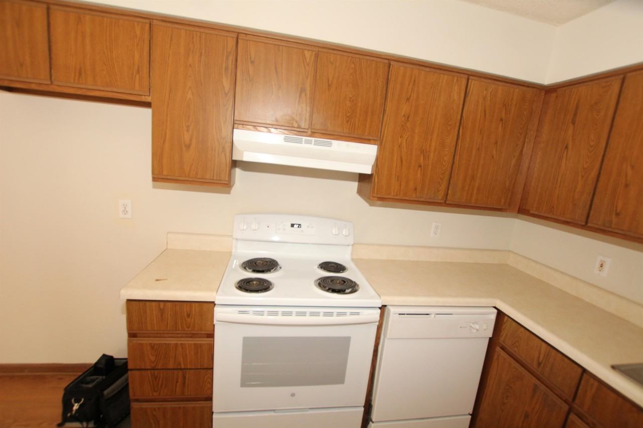 301 Ridge St #D - Photo 3 of 7