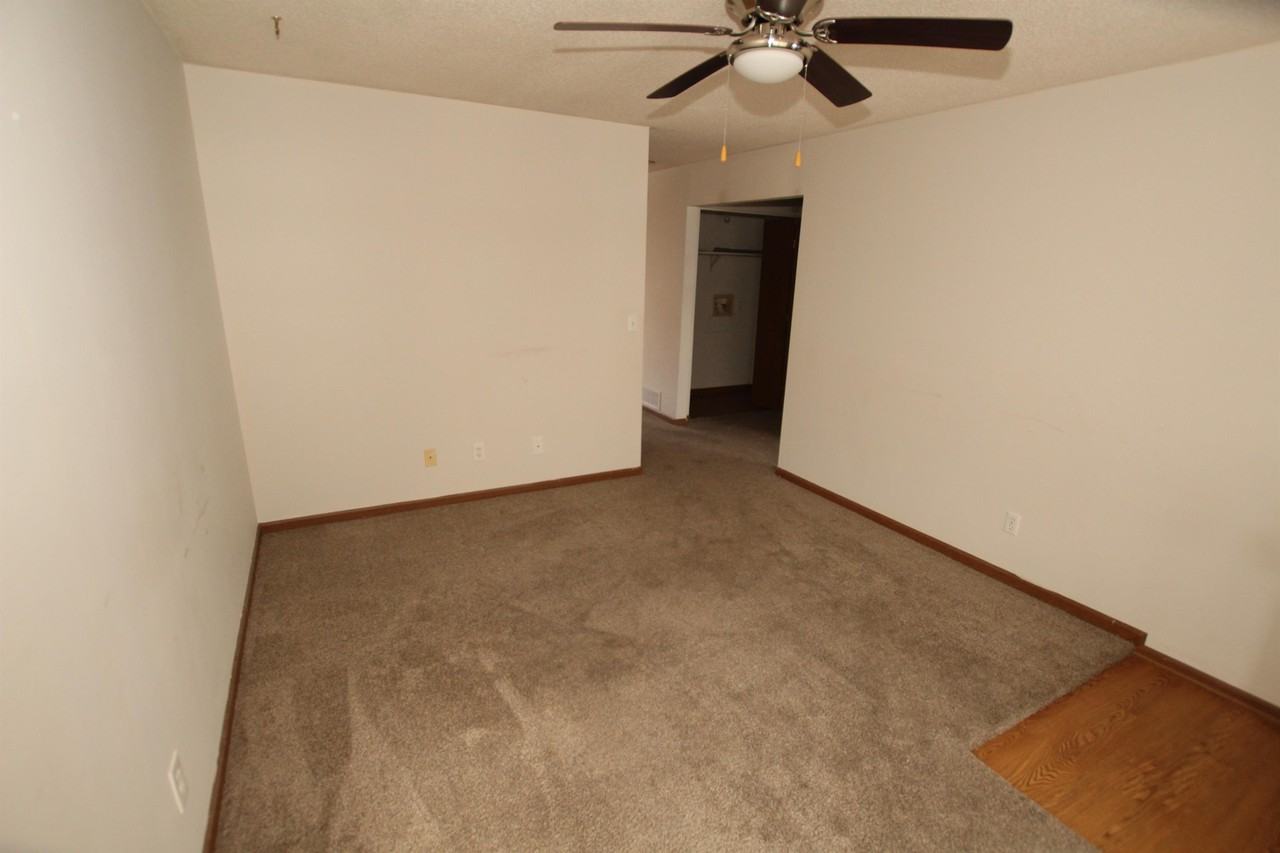 301 Ridge St #D - Photo 5 of 7