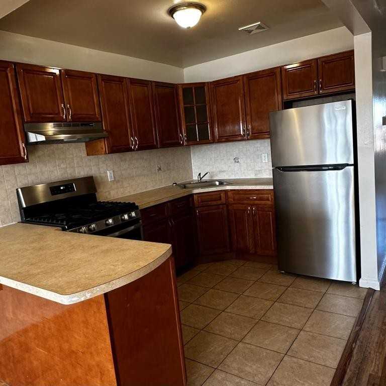 227 Beach 28th St - Photo 2 of 24
