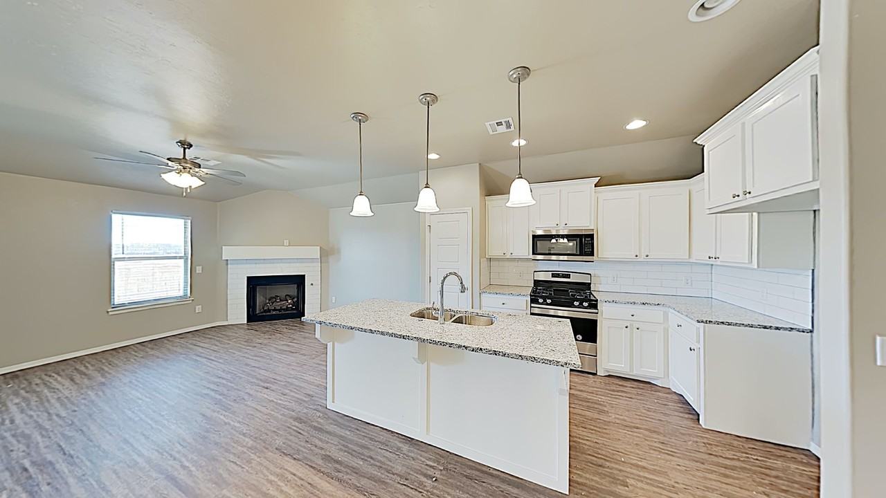 17657 Macarthur Park Rd - Photo 5 of 19