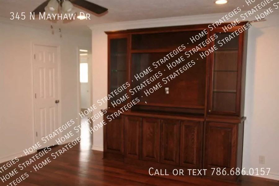 345 N Mayhaw Dr - Photo 3 of 19