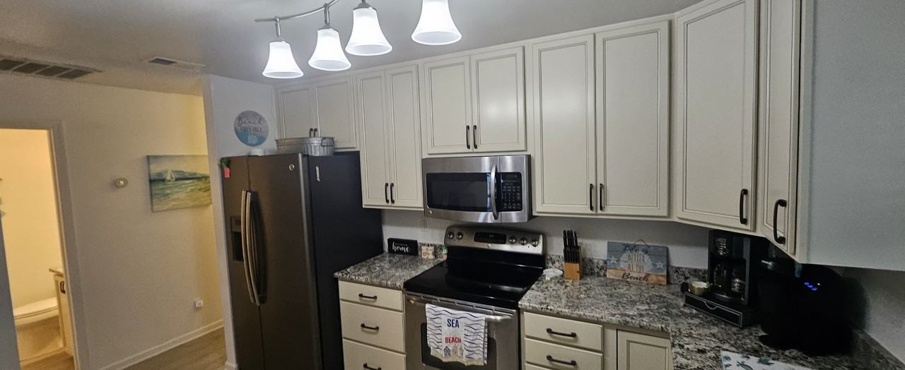 137 Magnolia St - Photo 5 of 34