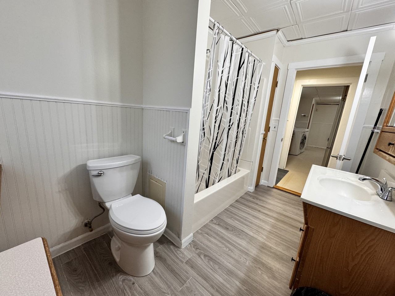 7 Wells St #1 - Photo 3 of 6