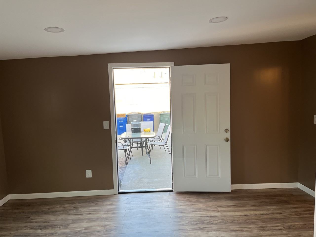 2539 Bomberry St - Photo 2 of 6