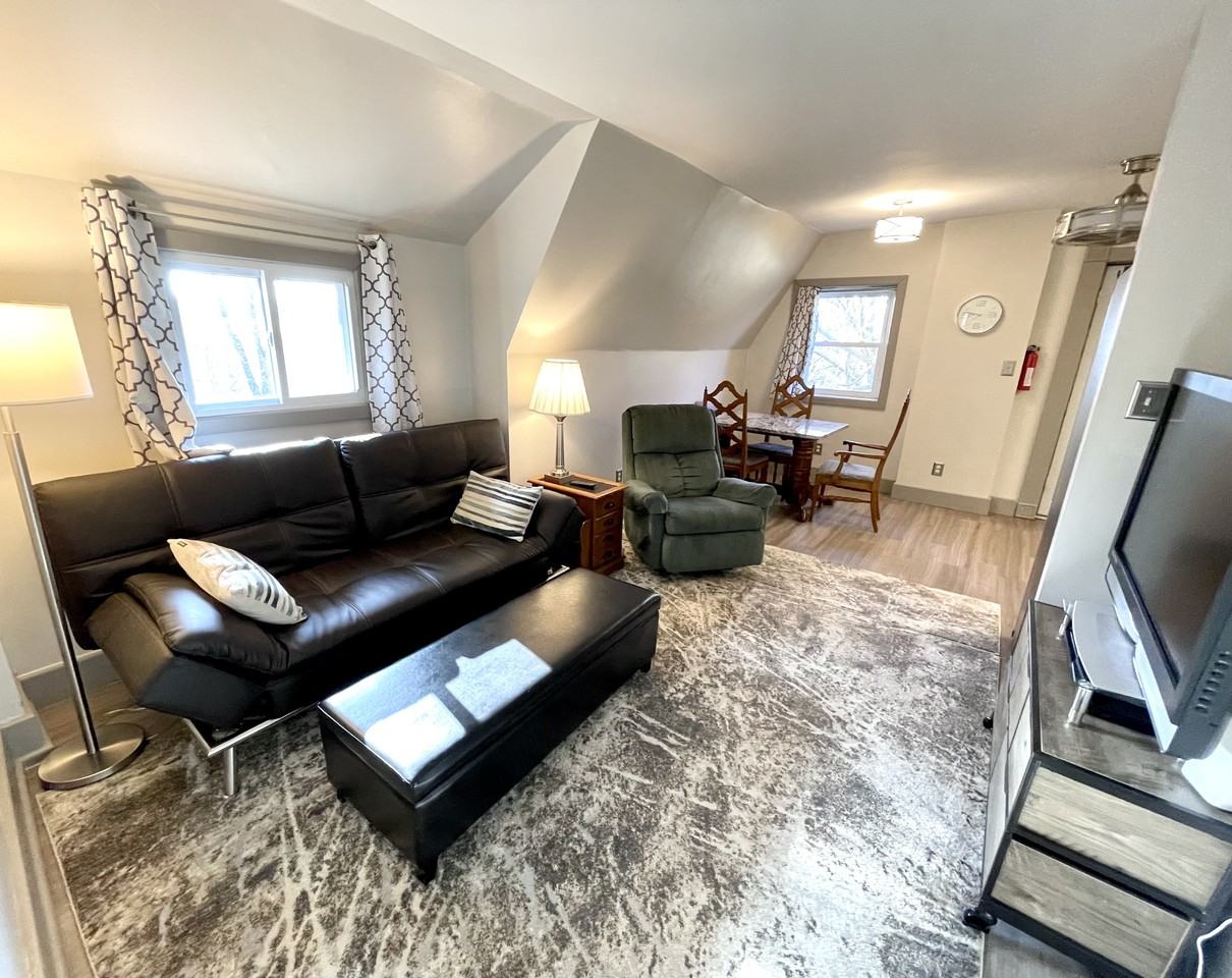 1820 Wightman St #3 - Photo 3 of 12