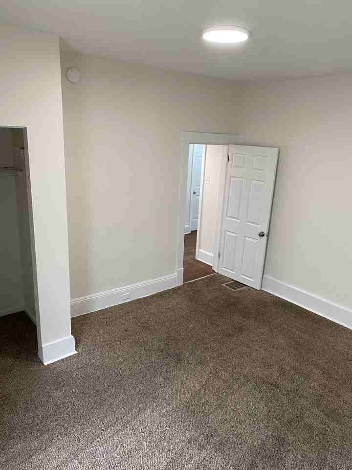 1401 4th Ave #1 - Photo 7 of 13