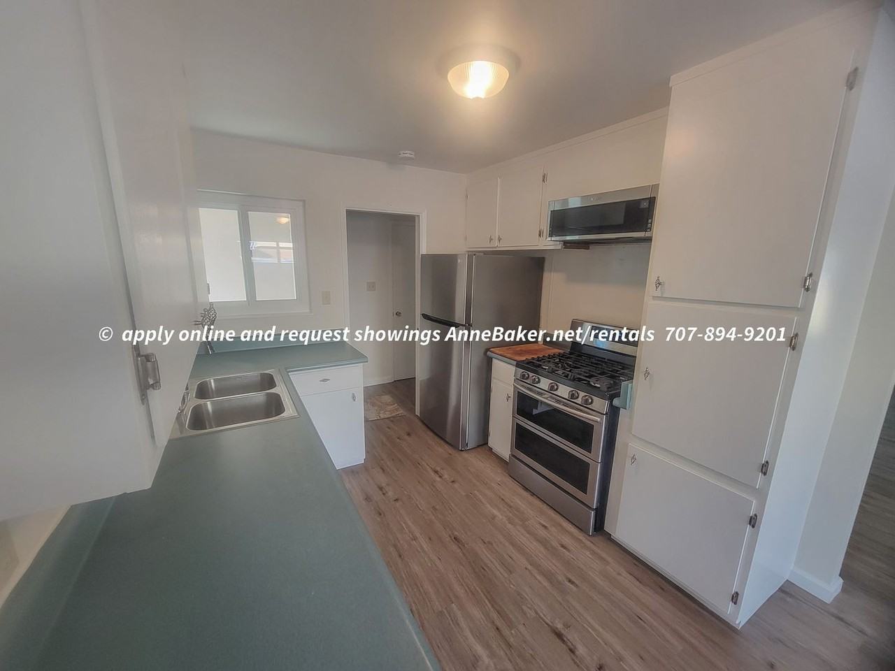 75 Hillview Dr - Photo 2 of 12