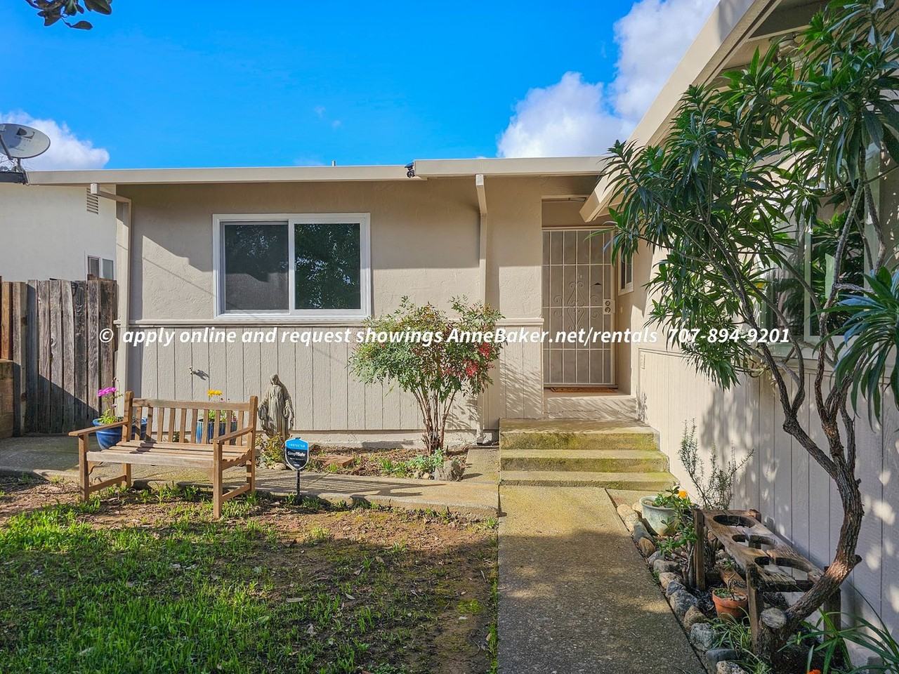 75 Hillview Dr - Photo 3 of 12