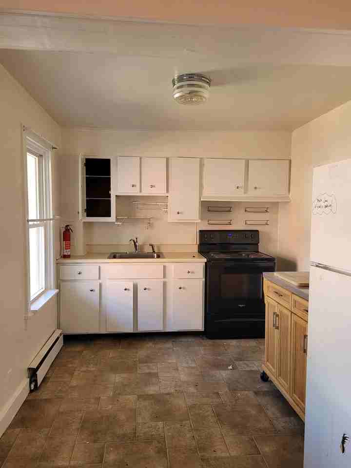 52 E Chestnut St - Photo 2 of 11