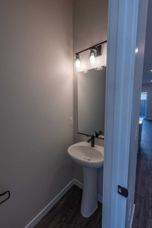 2020 E 12th St - Photo 3 of 17