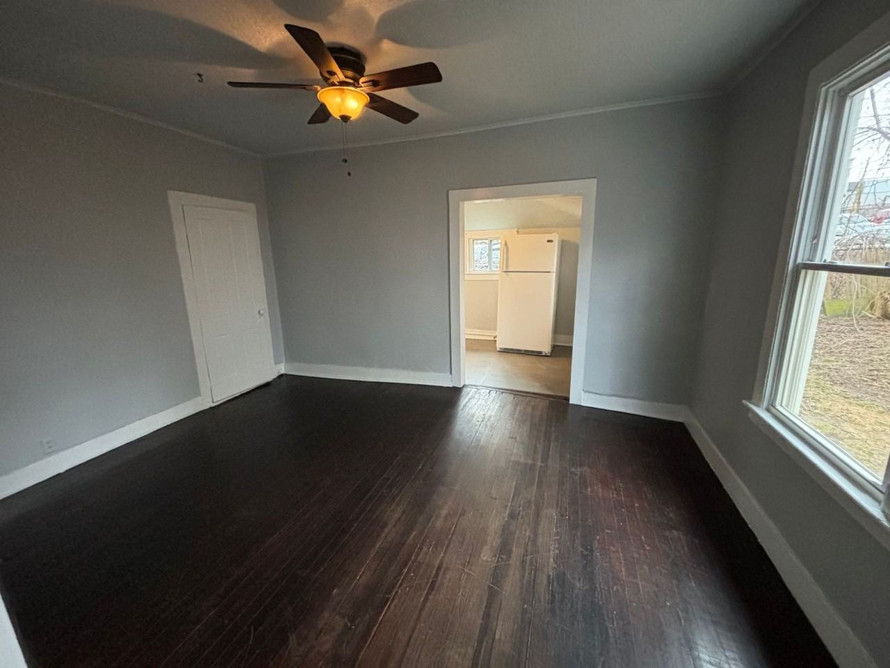 17 Noble Ave - Photo 3 of 11