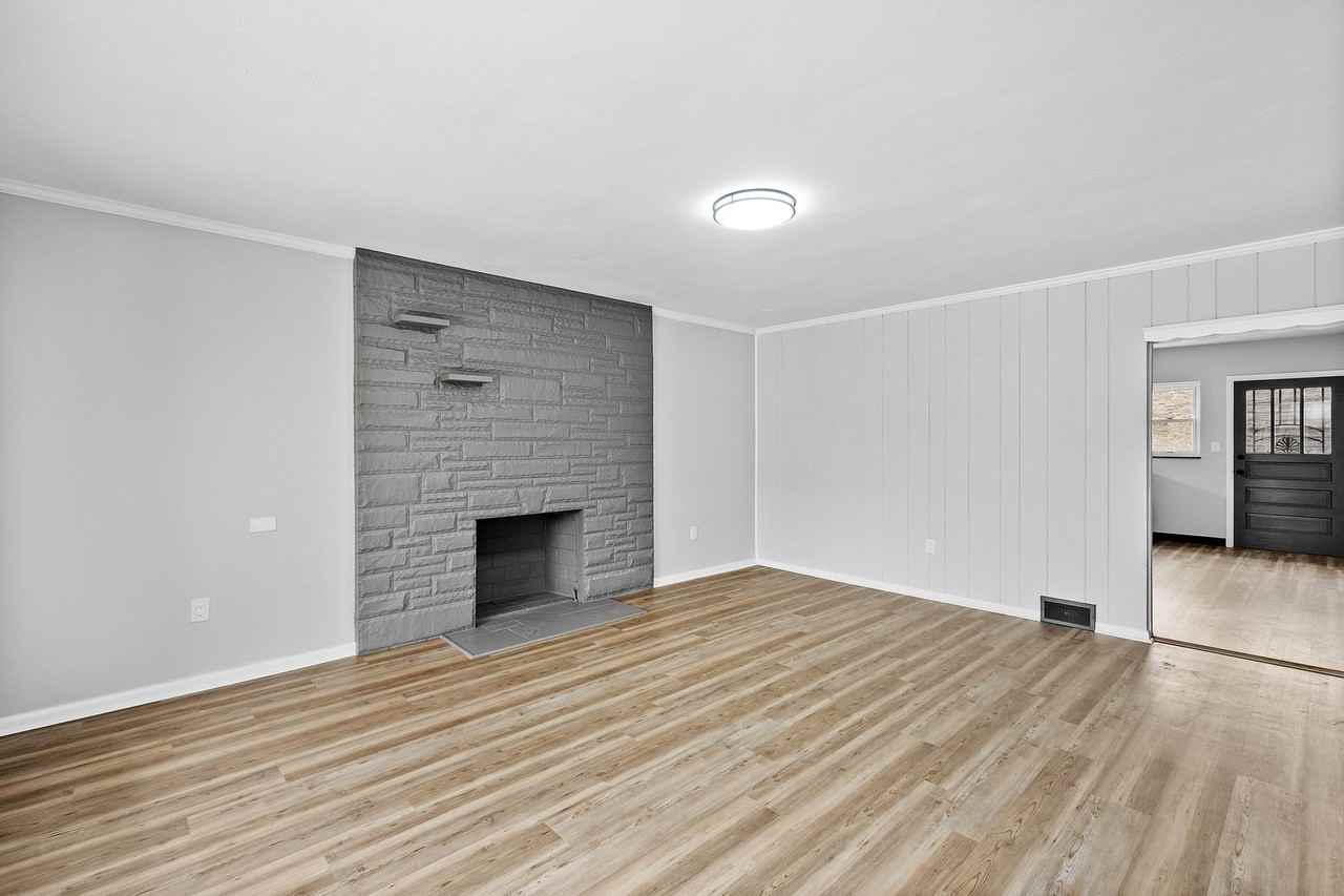 1411 Fairmont St - Photo 7 of 28