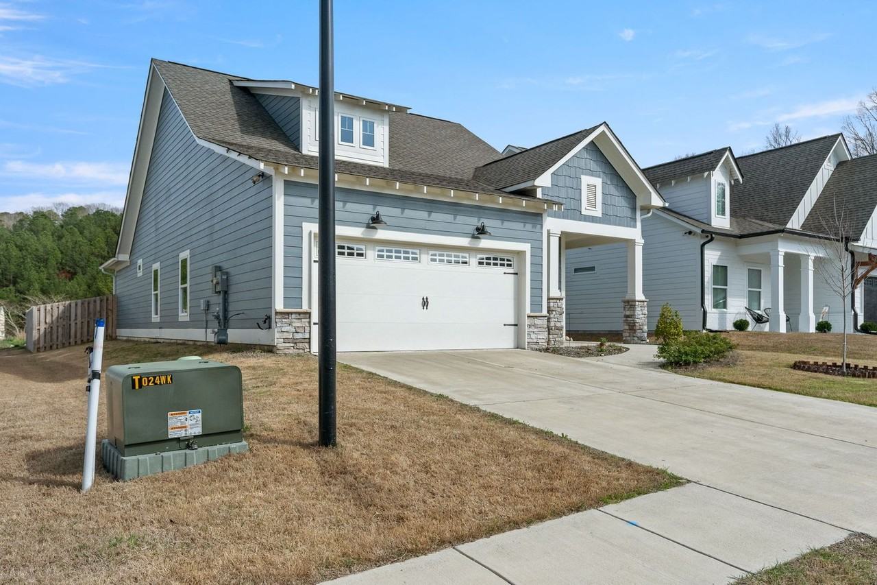 3509 Halcyon Way - Photo 3 of 24