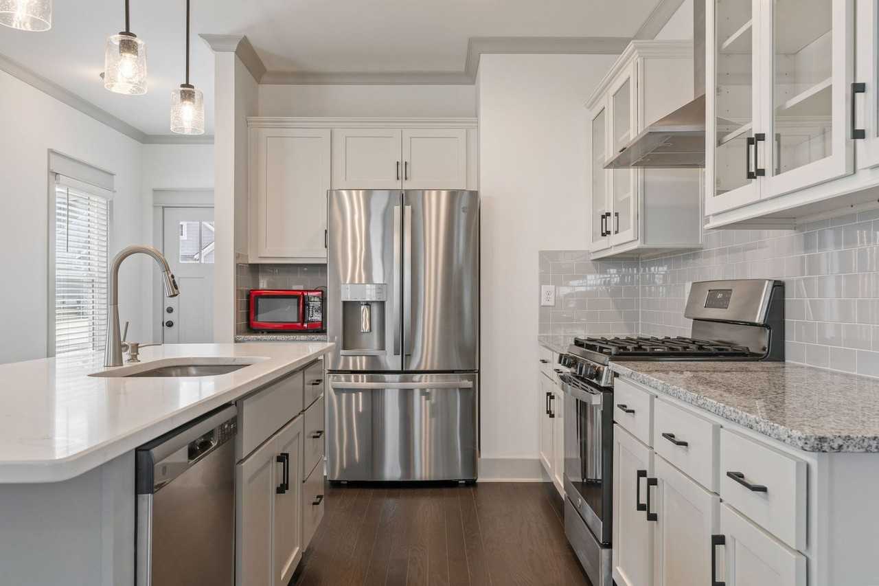 3509 Halcyon Way - Photo 6 of 24