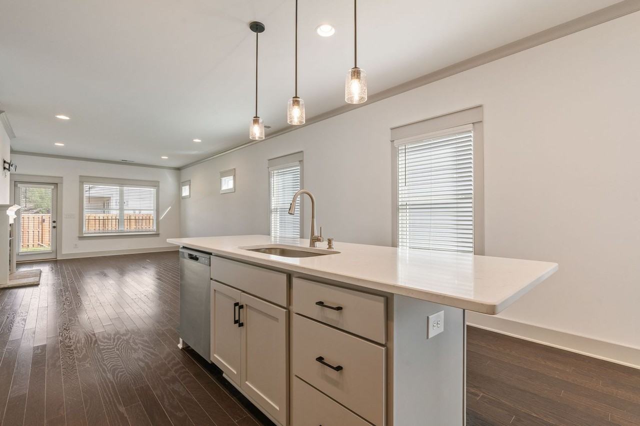 3509 Halcyon Way - Photo 7 of 24