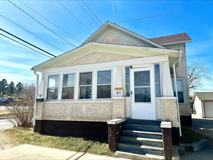 811 1/2 6th St - Photo 1 of 1